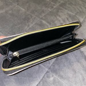 wristlet